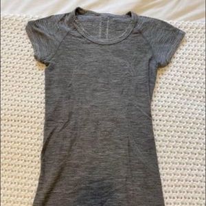 Lululemon swiftly tech short sleeve
